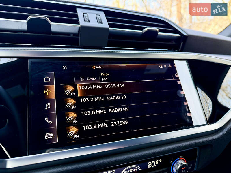 Позашляховик / Кросовер Audi Q3 2024 в Чернівцях