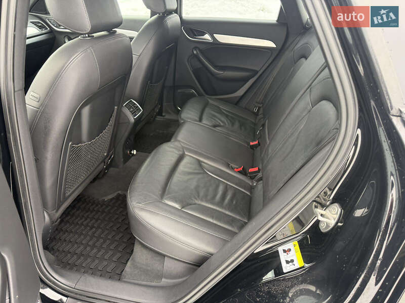 Позашляховик / Кросовер Audi Q3 2015 в Львові