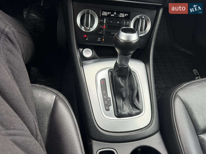 Позашляховик / Кросовер Audi Q3 2015 в Львові