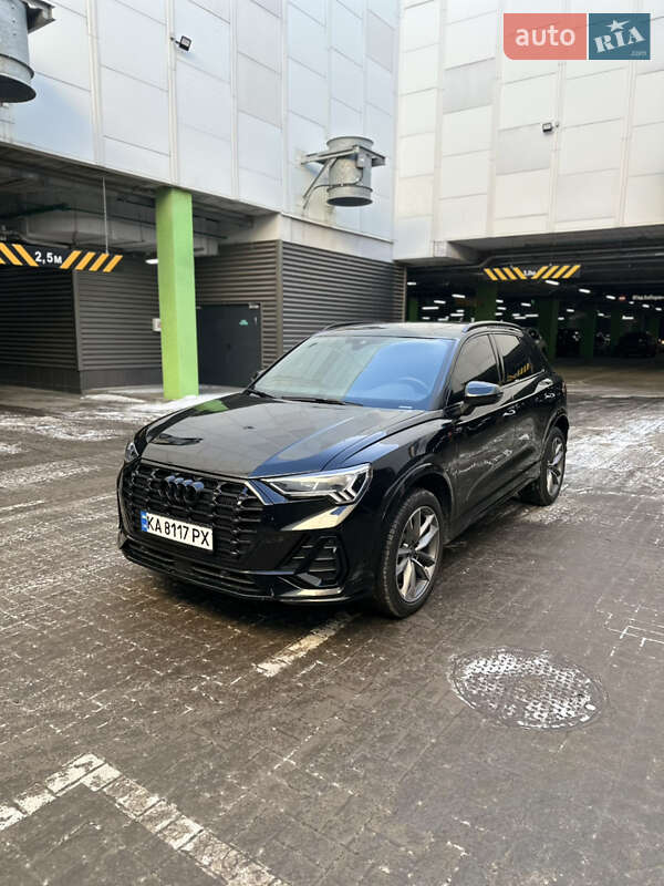 Позашляховик / Кросовер Audi Q3 2024 в Києві