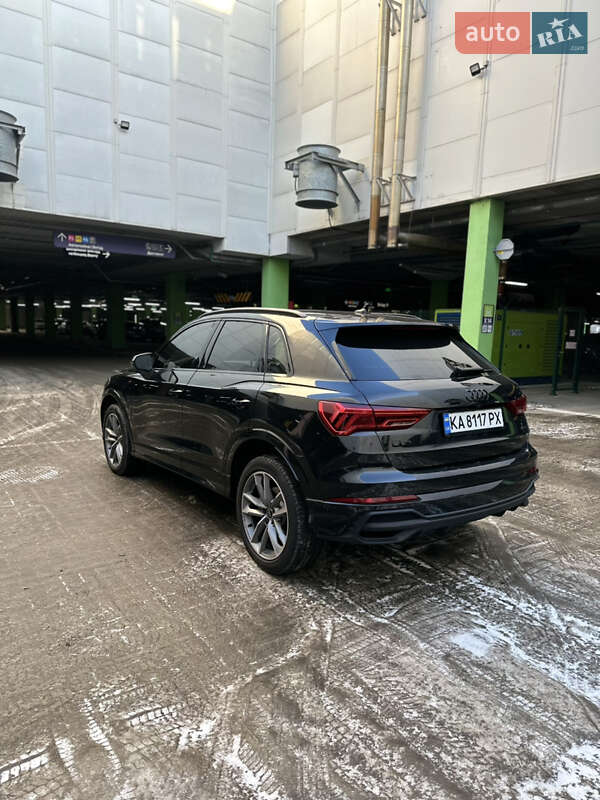 Позашляховик / Кросовер Audi Q3 2024 в Києві