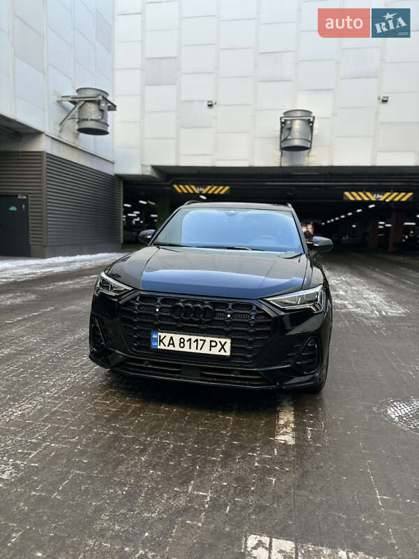 Позашляховик / Кросовер Audi Q3 2024 в Києві