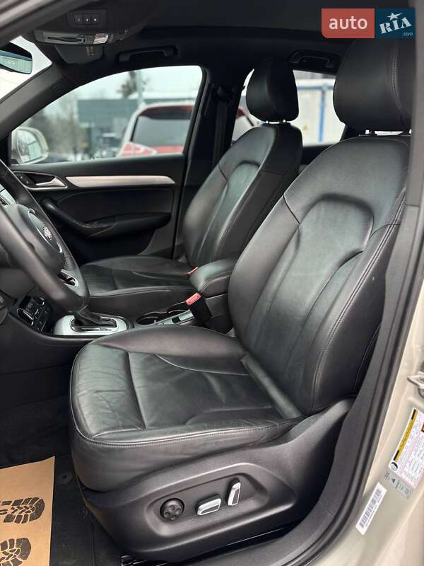 Внедорожник / Кроссовер Audi Q3 2016 в Стрые