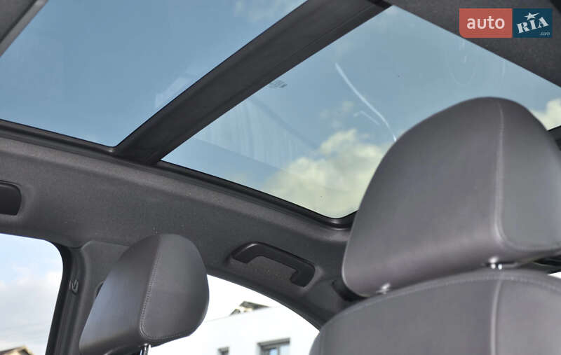 Позашляховик / Кросовер Audi Q3 2017 в Києві