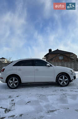 Внедорожник / Кроссовер Audi Q3 2015 в Ровно