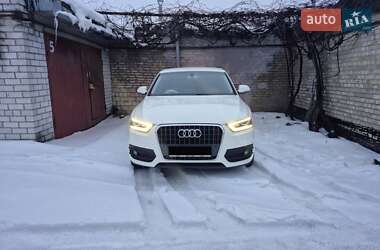 Внедорожник / Кроссовер Audi Q3 2012 в Киеве