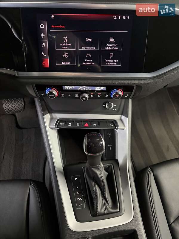 Позашляховик / Кросовер Audi Q3 2022 в Києві