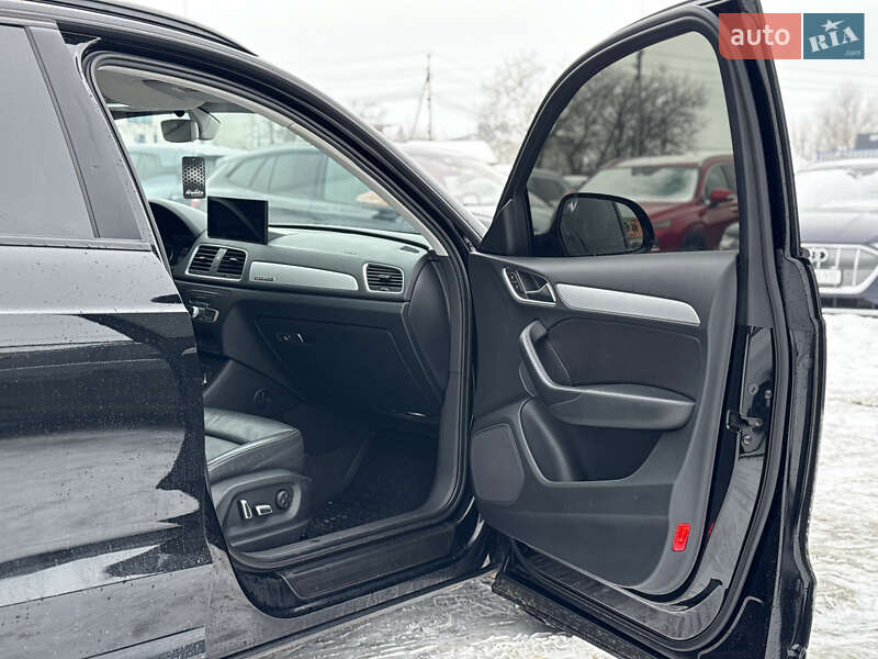 Позашляховик / Кросовер Audi Q3 2016 в Тернополі фото 17 Позашляховик / Кросовер Audi Q3 2016 в Тернополі