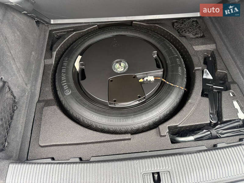 Внедорожник / Кроссовер Audi Q3 2016 в Стрые