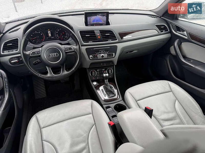 Внедорожник / Кроссовер Audi Q3 2016 в Стрые