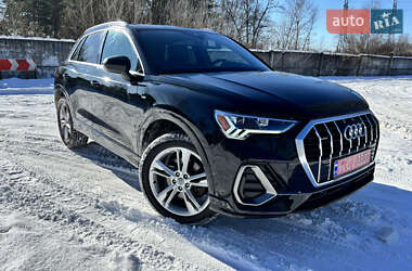 Внедорожник / Кроссовер Audi Q3 2024 в Вышгороде