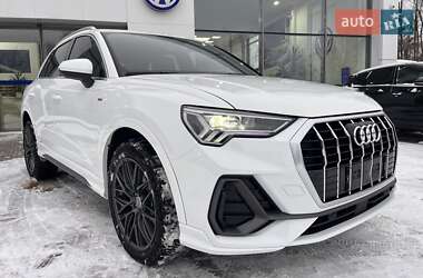Позашляховик / Кросовер Audi Q3 2021 в Житомирі