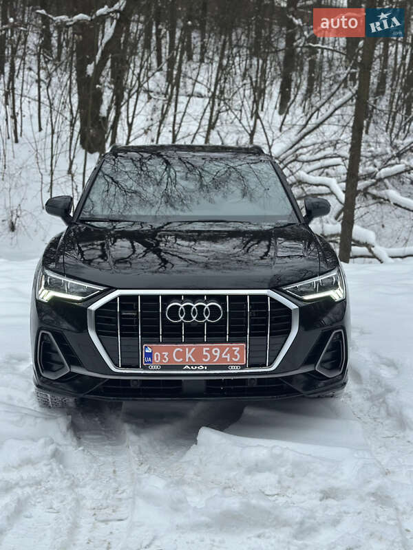 Позашляховик / Кросовер Audi Q3 2023 в Києві фото 4 Позашляховик / Кросовер Audi Q3 2023 в Києві