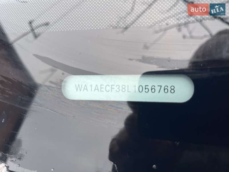 Позашляховик / Кросовер Audi Q3 2019 в Житомирі