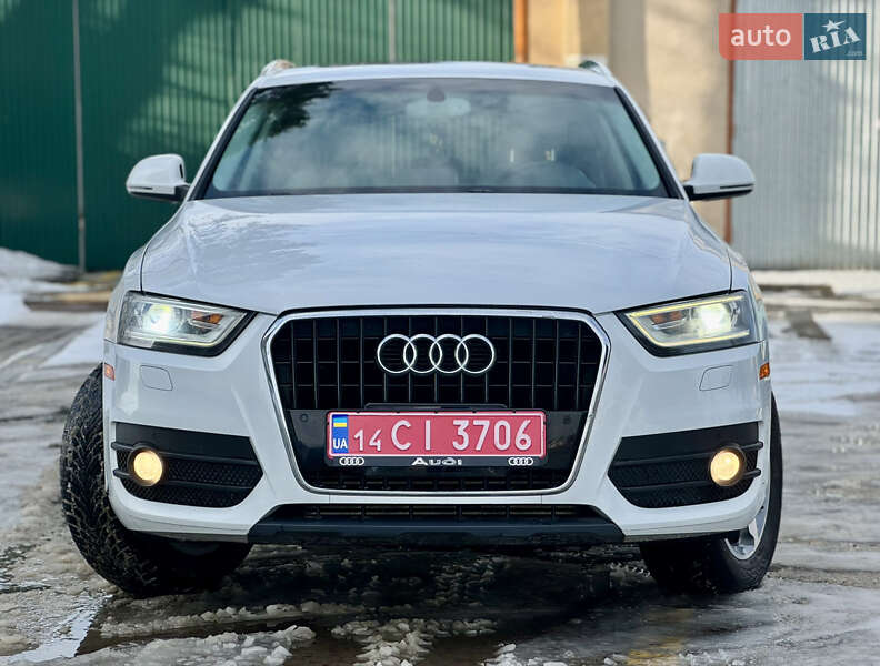 Позашляховик / Кросовер Audi Q3 2015 в Львові
