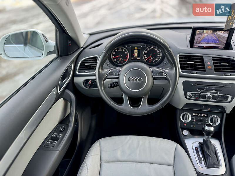 Позашляховик / Кросовер Audi Q3 2015 в Львові