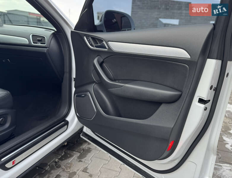 Позашляховик / Кросовер Audi Q3 2016 в Дубні фото 62 Позашляховик / Кросовер Audi Q3 2016 в Дубні