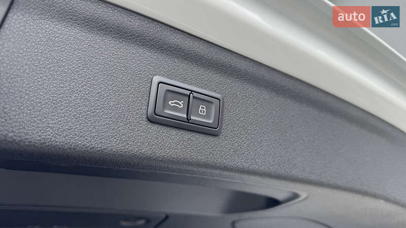 Позашляховик / Кросовер Audi Q3 2016 в Дубні фото 78 Позашляховик / Кросовер Audi Q3 2016 в Дубні