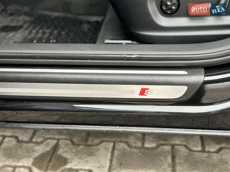 Позашляховик / Кросовер Audi Q3 2016 в Дубні