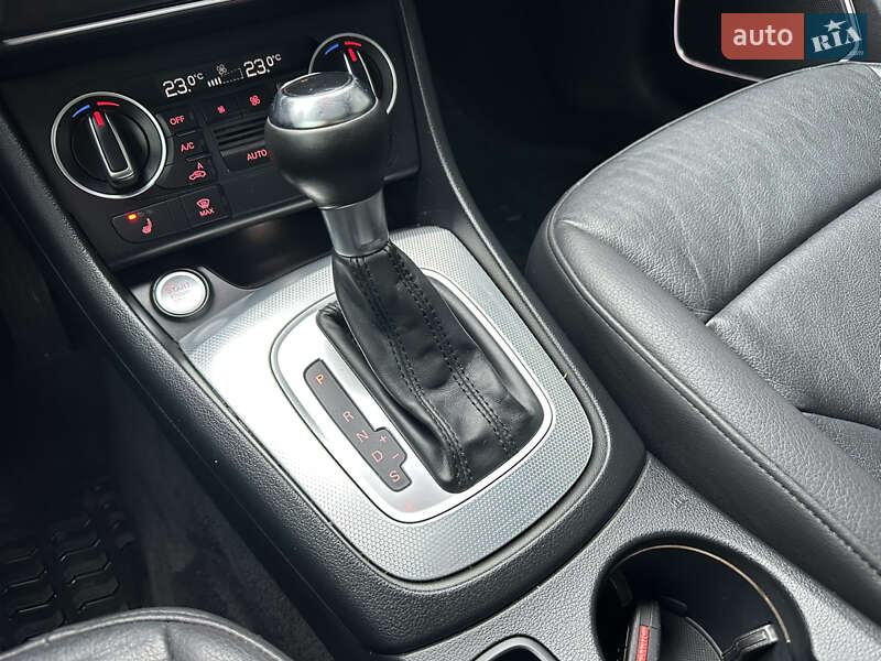 Позашляховик / Кросовер Audi Q3 2016 в Дубні