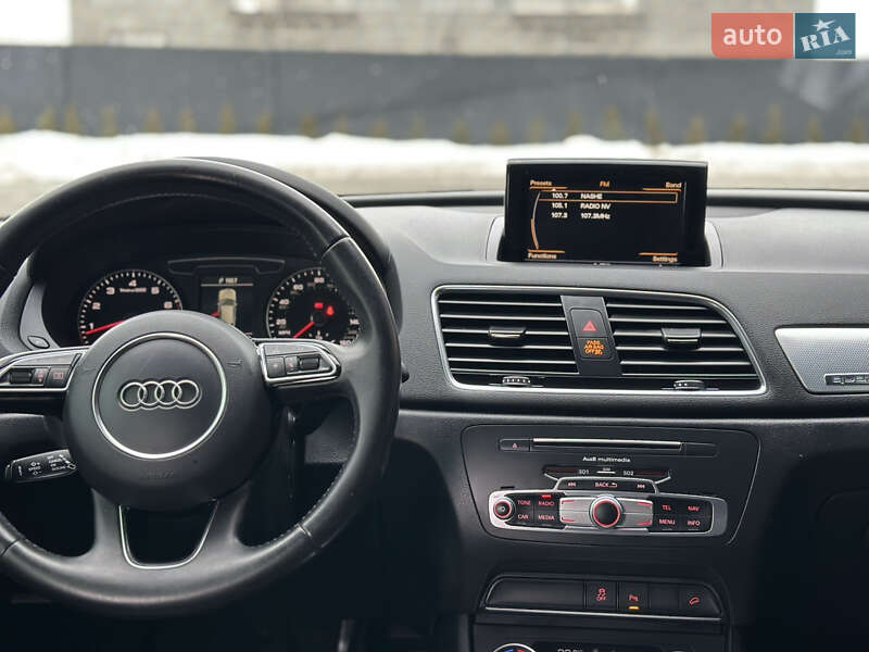 Позашляховик / Кросовер Audi Q3 2016 в Дубні