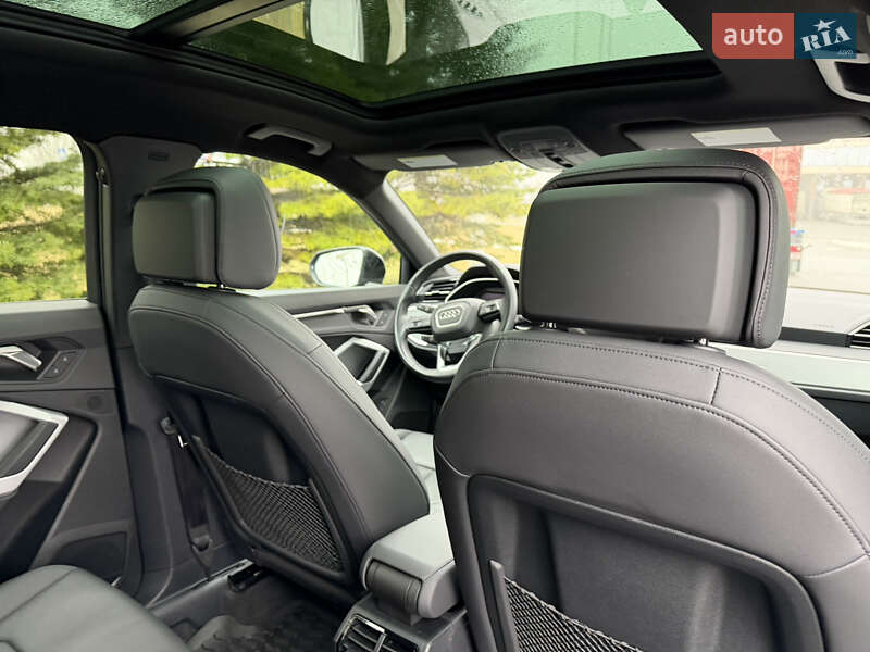 Позашляховик / Кросовер Audi Q3 2023 в Одесі