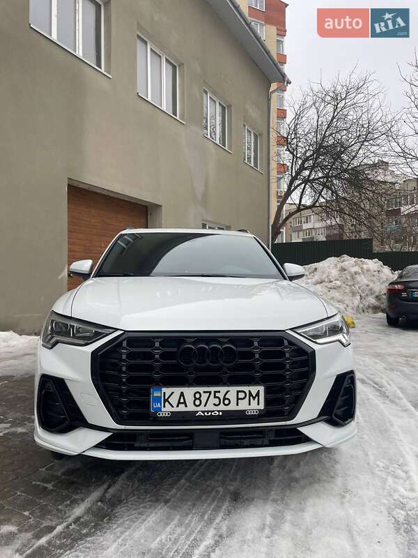 Позашляховик / Кросовер Audi Q3 2020 в Тернополі фото 2 Позашляховик / Кросовер Audi Q3 2020 в Тернополі