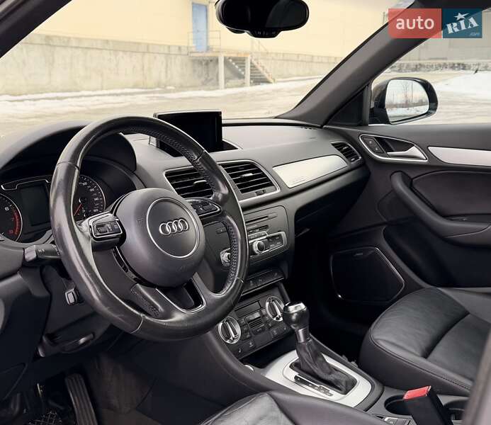 Внедорожник / Кроссовер Audi Q3 2014 в Львове
