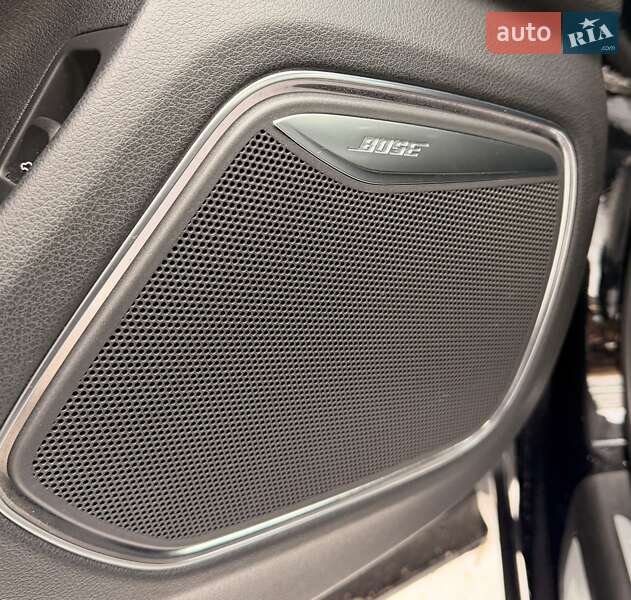 Внедорожник / Кроссовер Audi Q3 2014 в Львове