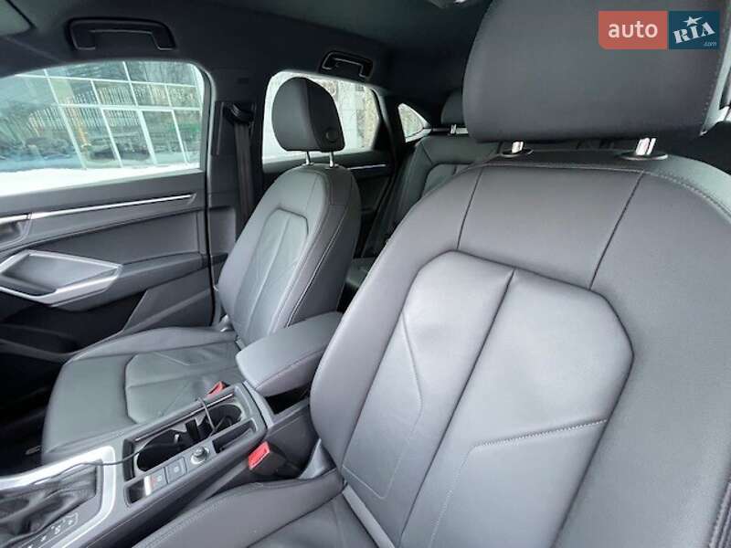 Внедорожник / Кроссовер Audi Q3 2025 в Киеве фото 28 Внедорожник / Кроссовер Audi Q3 2025 в Киеве
