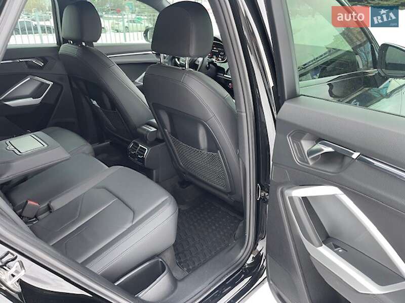 Внедорожник / Кроссовер Audi Q3 2025 в Киеве фото 63 Внедорожник / Кроссовер Audi Q3 2025 в Киеве