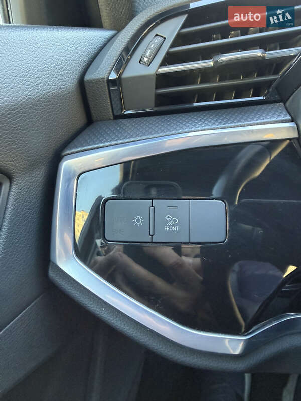 Внедорожник / Кроссовер Audi Q3 2021 в Киеве фото 17 Внедорожник / Кроссовер Audi Q3 2021 в Киеве