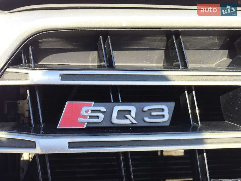 Позашляховик / Кросовер Audi Q3 2018 в Києві фото 9 Позашляховик / Кросовер Audi Q3 2018 в Києві