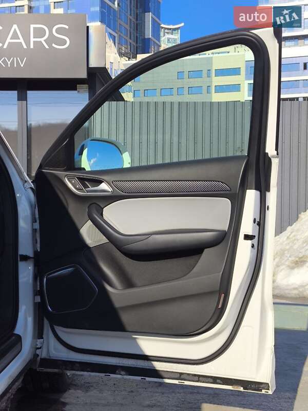 Позашляховик / Кросовер Audi Q3 2018 в Києві фото 38 Позашляховик / Кросовер Audi Q3 2018 в Києві