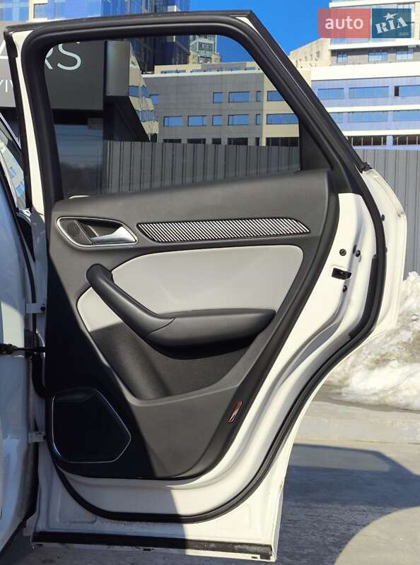 Позашляховик / Кросовер Audi Q3 2018 в Києві фото 35 Позашляховик / Кросовер Audi Q3 2018 в Києві