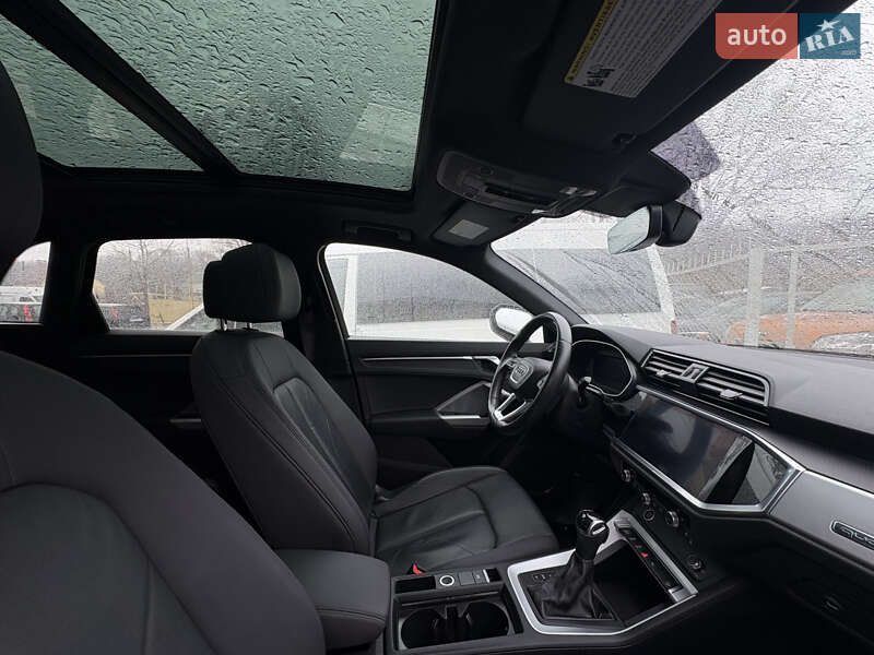 Внедорожник / Кроссовер Audi Q3 2021 в Виннице фото 34 Внедорожник / Кроссовер Audi Q3 2021 в Виннице