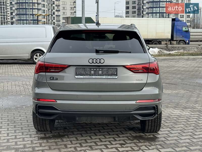 Позашляховик / Кросовер Audi Q3 2024 в Києві фото 16 Позашляховик / Кросовер Audi Q3 2024 в Києві