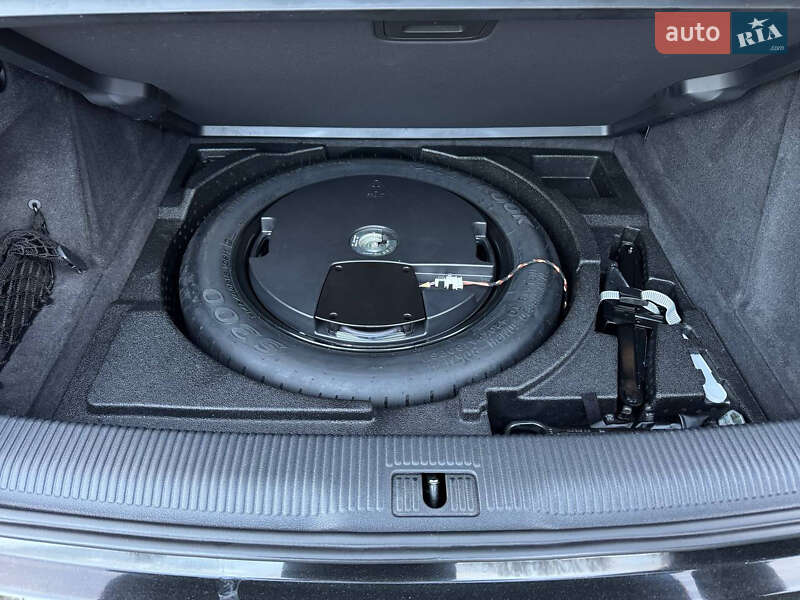 Внедорожник / Кроссовер Audi Q3 2018 в Запорожье фото 24 Внедорожник / Кроссовер Audi Q3 2018 в Запорожье