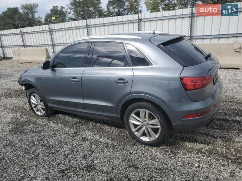 Внедорожник / Кроссовер Audi Q3 2016 в Львове