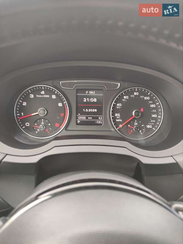 Позашляховик / Кросовер Audi Q3 2018 в Львові фото 18 Позашляховик / Кросовер Audi Q3 2018 в Львові