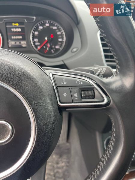 Позашляховик / Кросовер Audi Q3 2016 в Львові