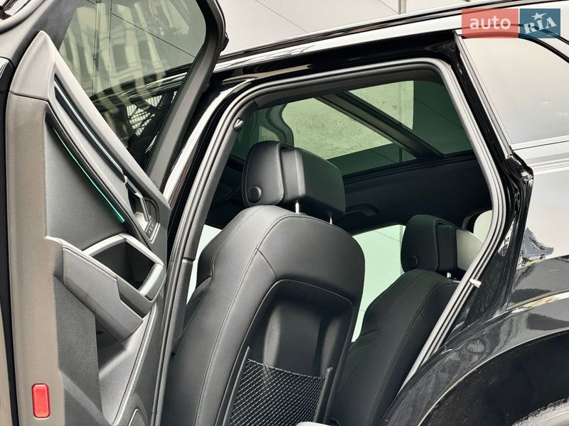 Позашляховик / Кросовер Audi Q3 2020 в Києві