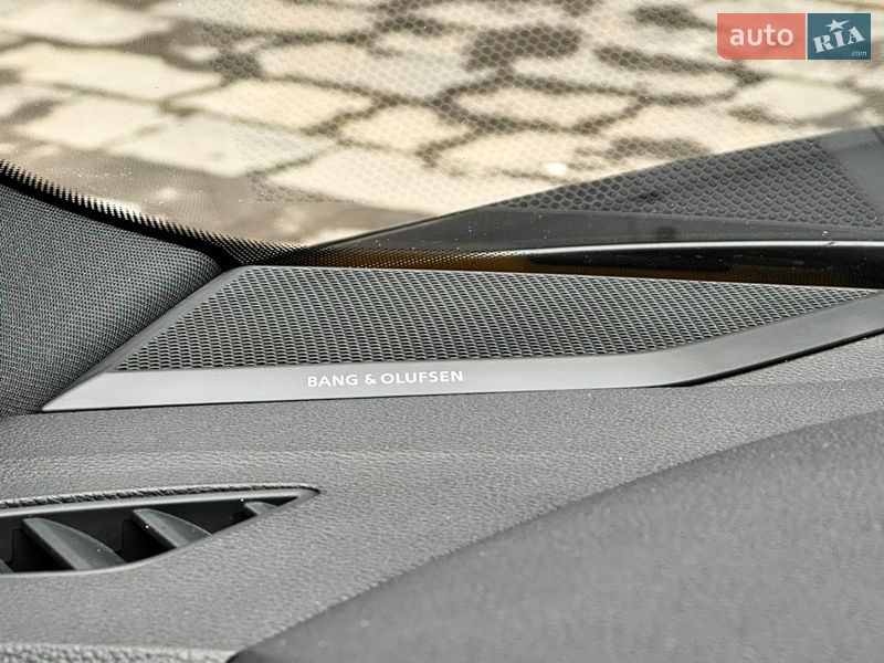 Позашляховик / Кросовер Audi Q3 2020 в Києві