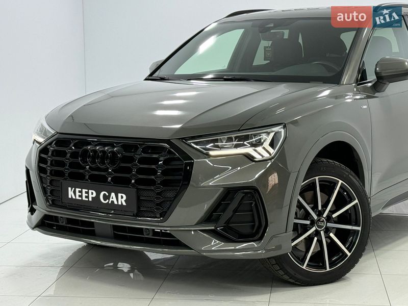 Позашляховик / Кросовер Audi Q3 2020 в Одесі