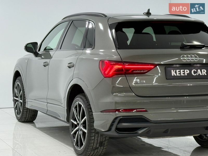 Позашляховик / Кросовер Audi Q3 2020 в Одесі