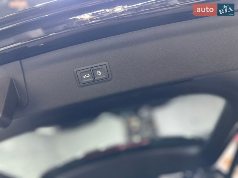 Позашляховик / Кросовер Audi Q3 2016 в Тернополі