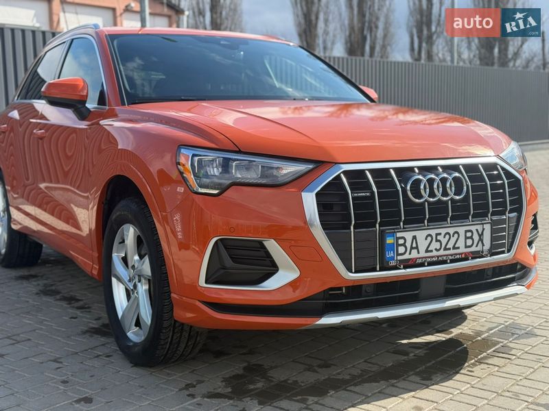 Внедорожник / Кроссовер Audi Q3 2020 в Кропивницком