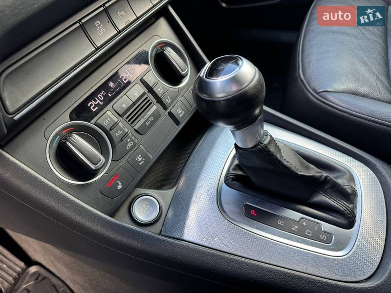 Позашляховик / Кросовер Audi Q3 2016 в Києві