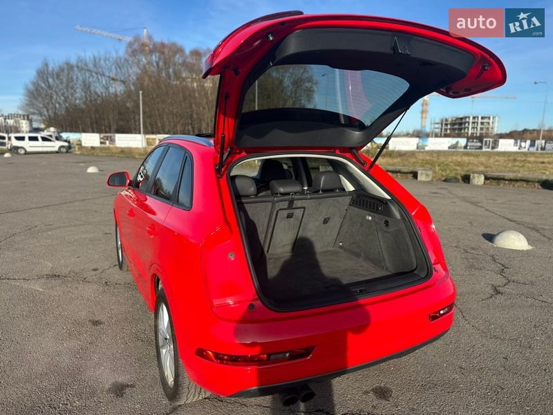 Позашляховик / Кросовер Audi Q3 2017 в Львові