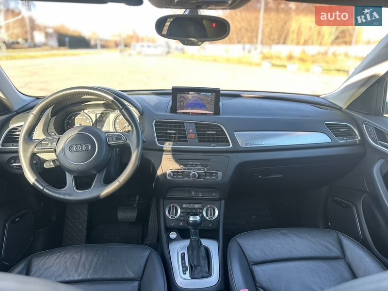 Позашляховик / Кросовер Audi Q3 2017 в Львові